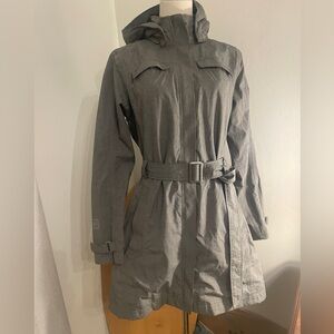 REI Co-Op La Selva Women’s Belted Rain Coat Jacket with Removable Hood. M. Gray